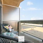 Sea Kissed By Bloss, Op Zeedijk