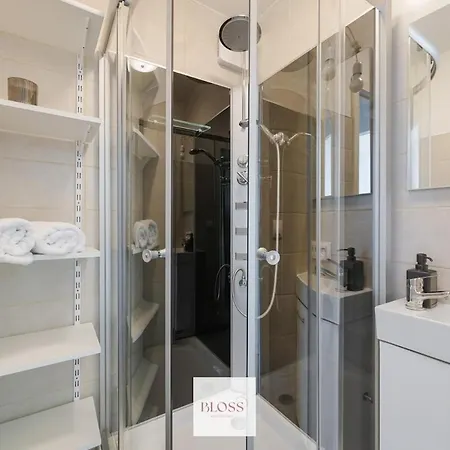 Sea Kissed By Bloss, Op Zeedijk * Ostende