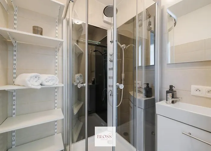 Sea Kissed By Bloss, Op Zeedijk * Ostend