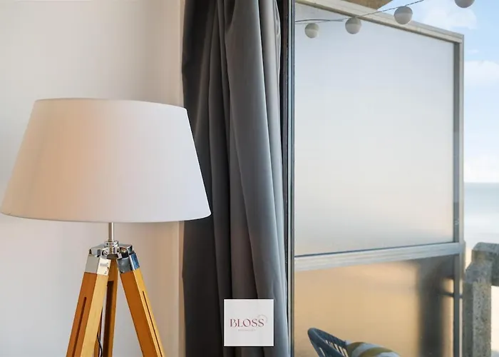 Apartment Sea Kissed By Bloss, Op Zeedijk