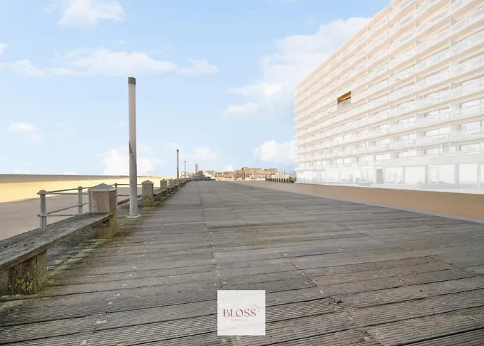 Sea Kissed By Bloss, Op Zeedijk Ostend