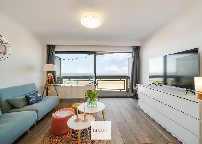 Sea Kissed By Bloss, Op Zeedijk *